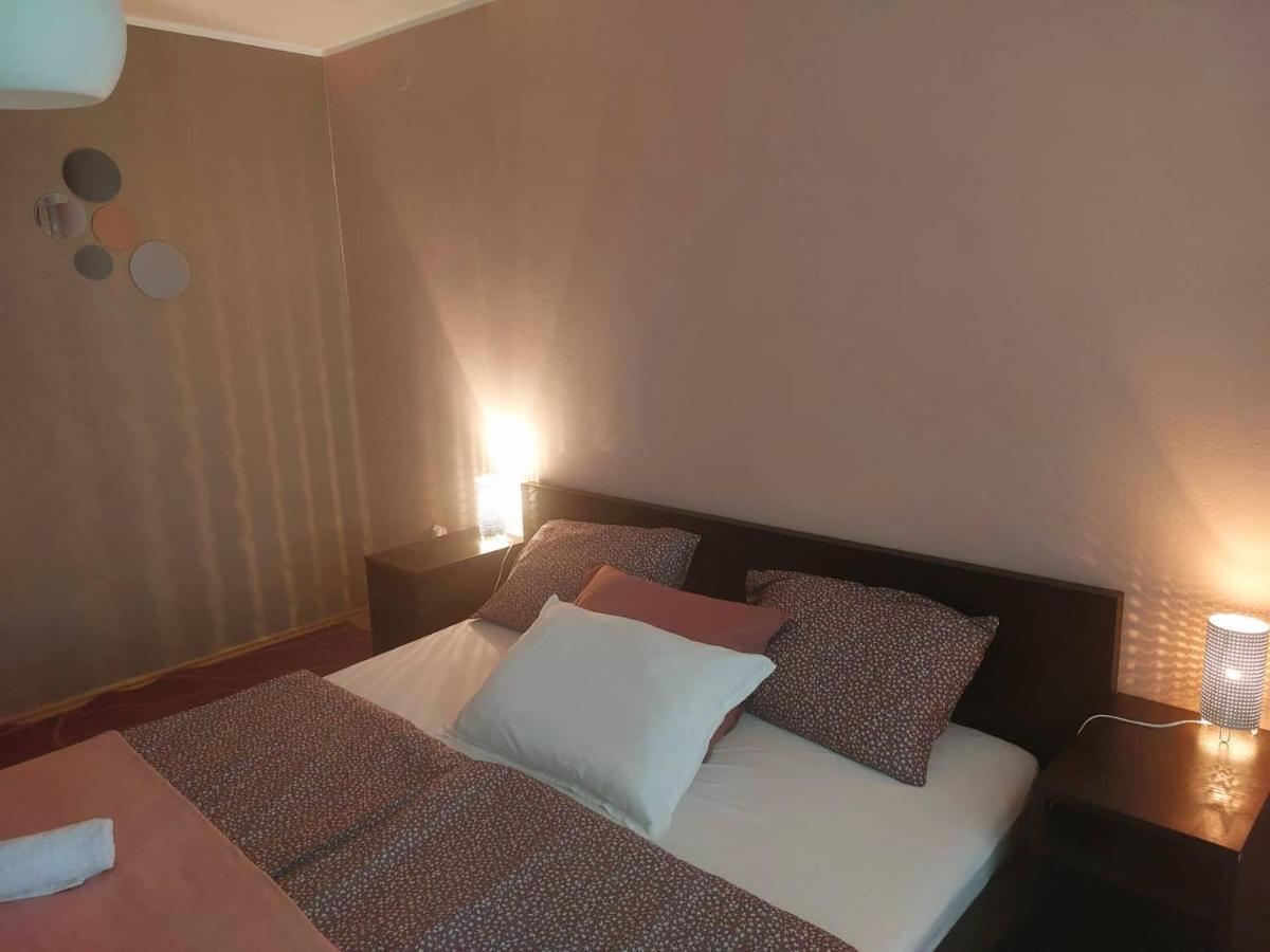 Guesthouse Ob Sotocju Budic Брежице Экстерьер фото