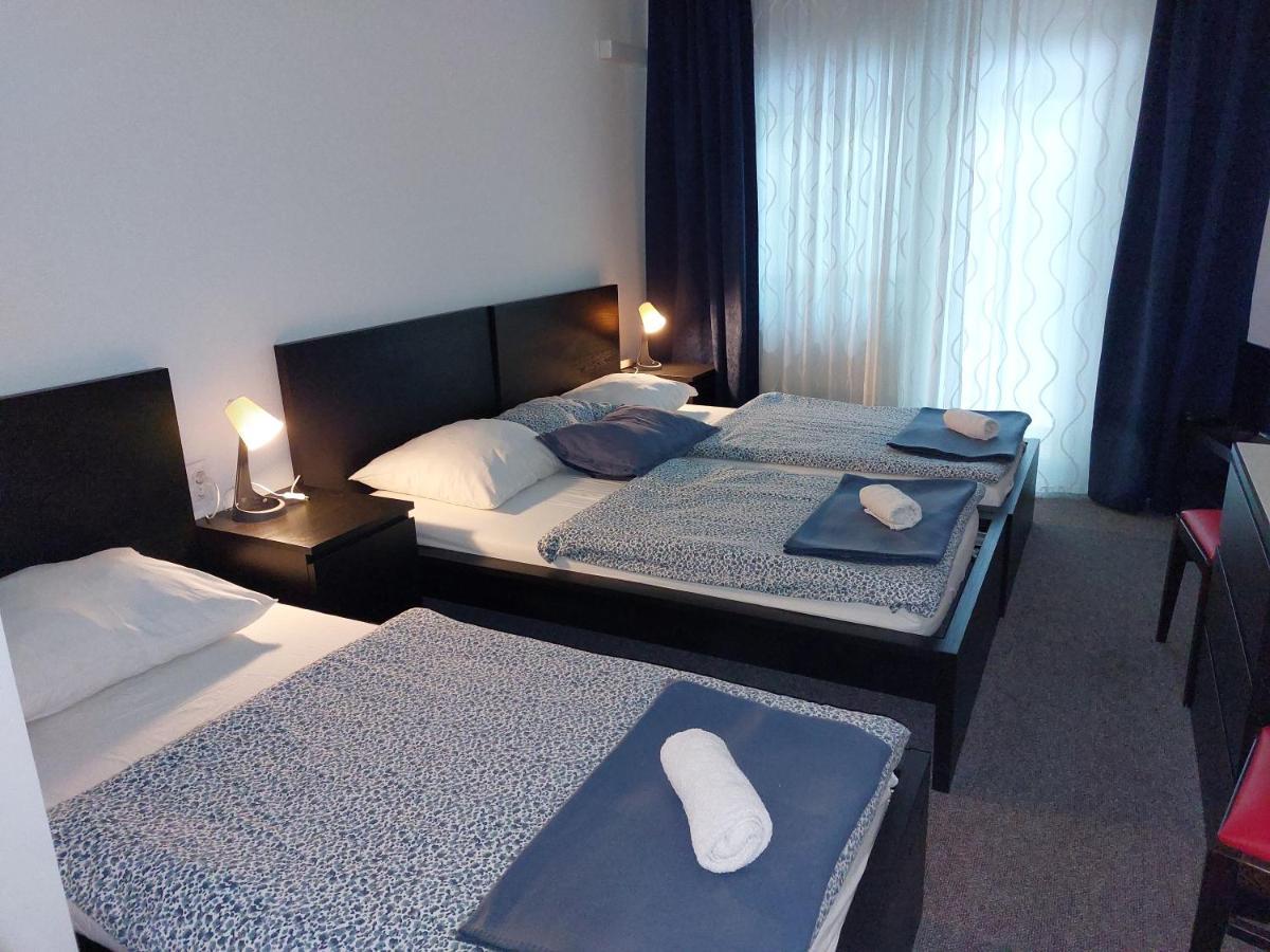 Guesthouse Ob Sotocju Budic Брежице Экстерьер фото