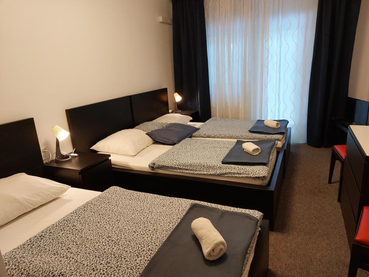 Guesthouse Ob Sotocju Budic Брежице Экстерьер фото