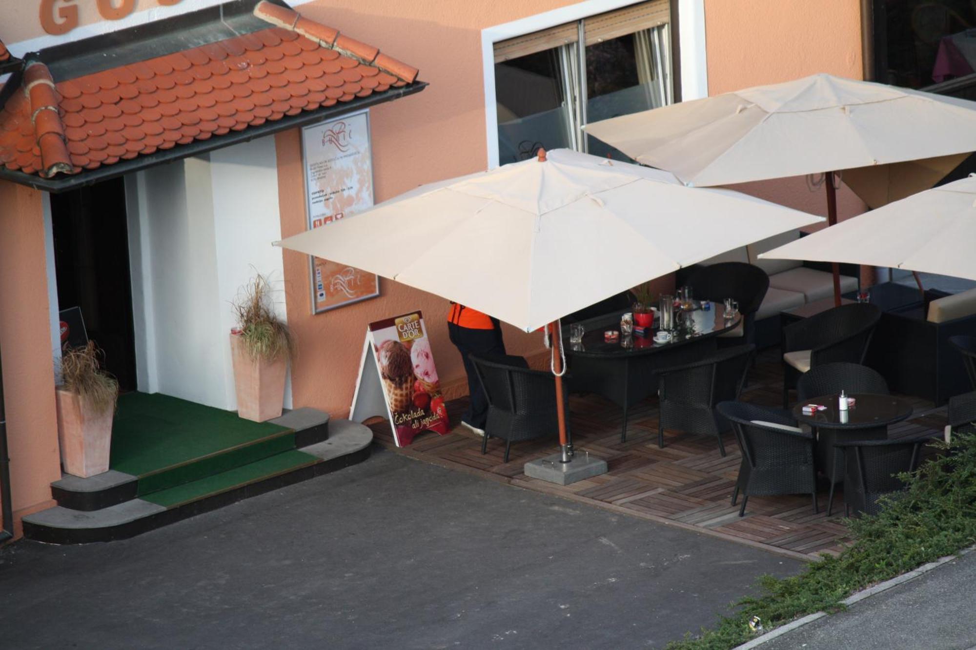 Guesthouse Ob Sotocju Budic Брежице Экстерьер фото