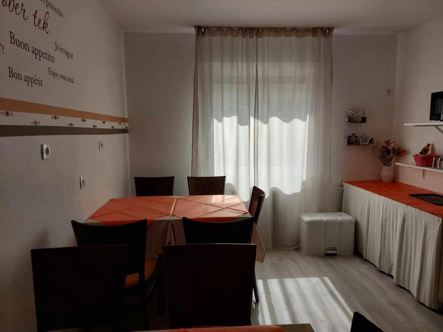 Guesthouse Ob Sotocju Budic Брежице Экстерьер фото